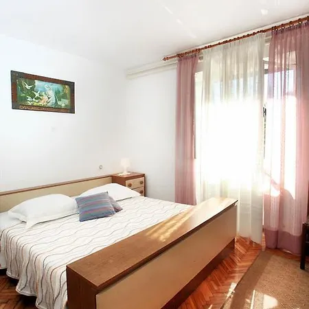 Apartment Patricija 1208 *